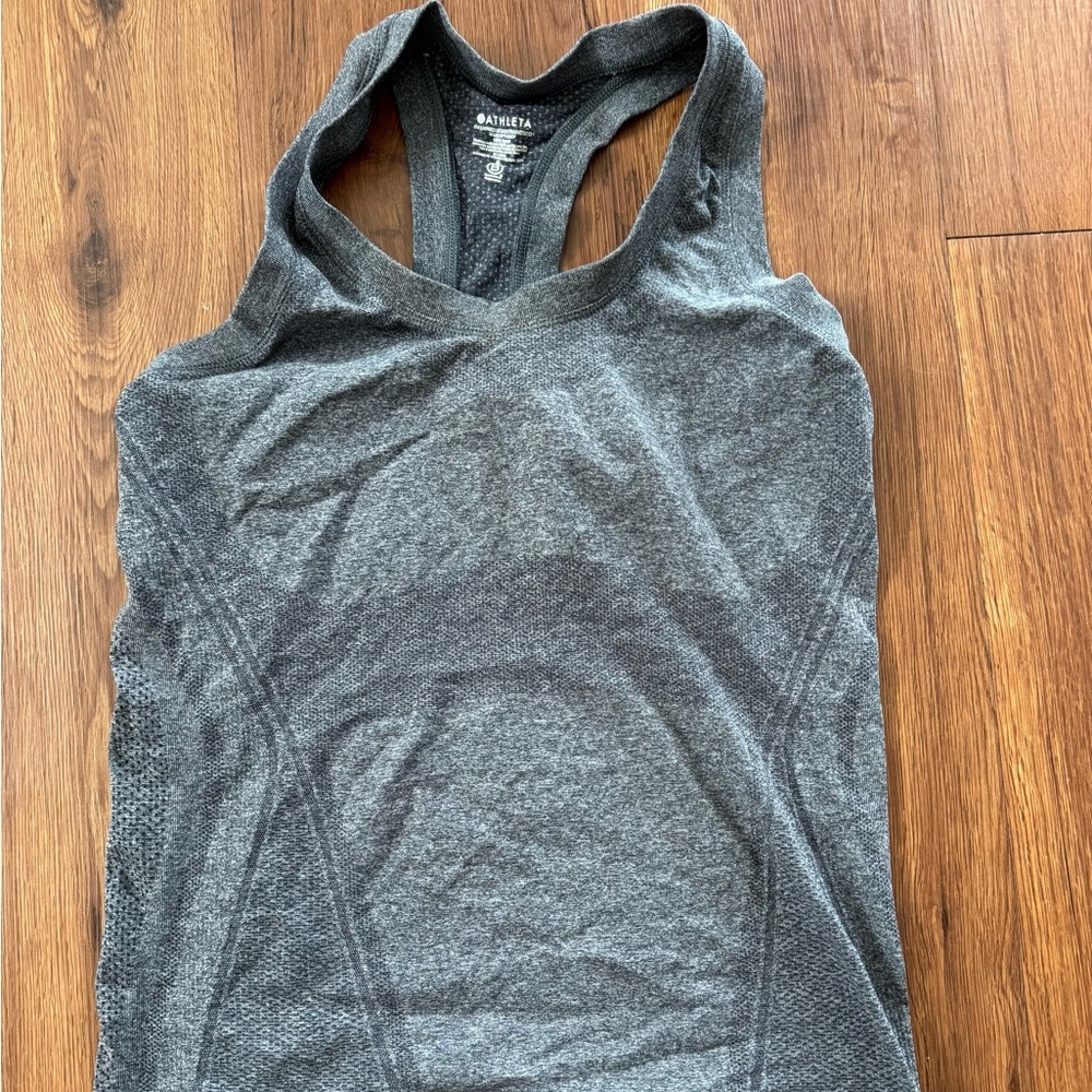 Athleta Gray Momentum Tank Top Small